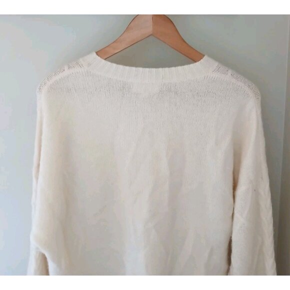 W. Cashmere 100% Cashmere Sweater Size Medium Cream Cable Knit Quiet Luxury - Picture 8 of 10
